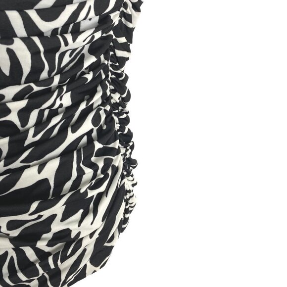 Miraclesuit One Piece Swimsuit Women's Size 10 Black White Print Ruched - Picture 5 of 8